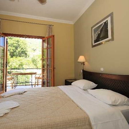 Bella Vista Hotel And Apartments Parga Dış mekan fotoğraf
