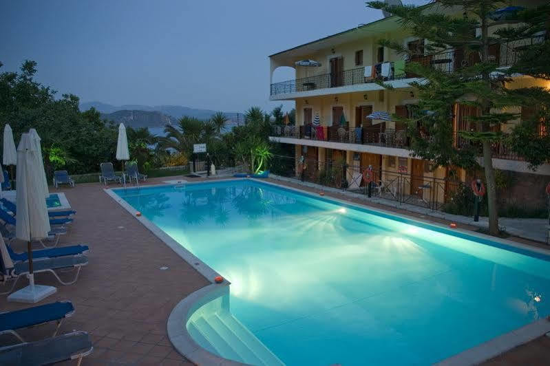 Bella Vista Hotel And Apartments Parga Dış mekan fotoğraf