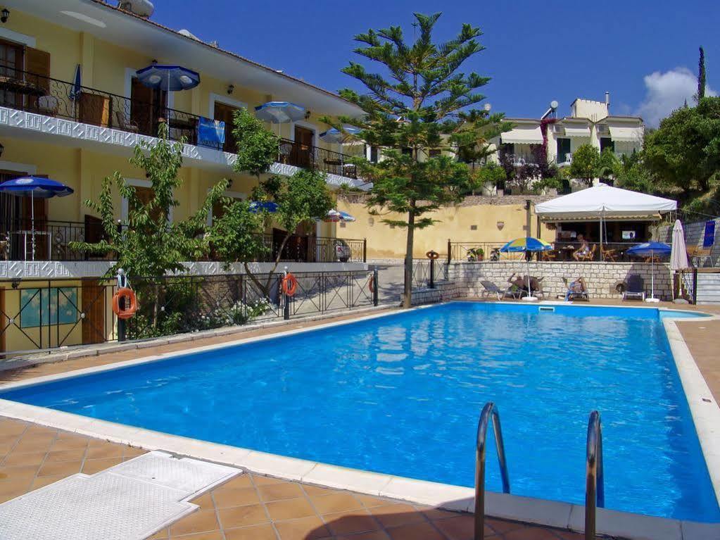 Bella Vista Hotel And Apartments Parga Dış mekan fotoğraf